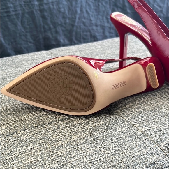 NWT Vince Camuto Red Slingback Heels - Picture 2 of 7